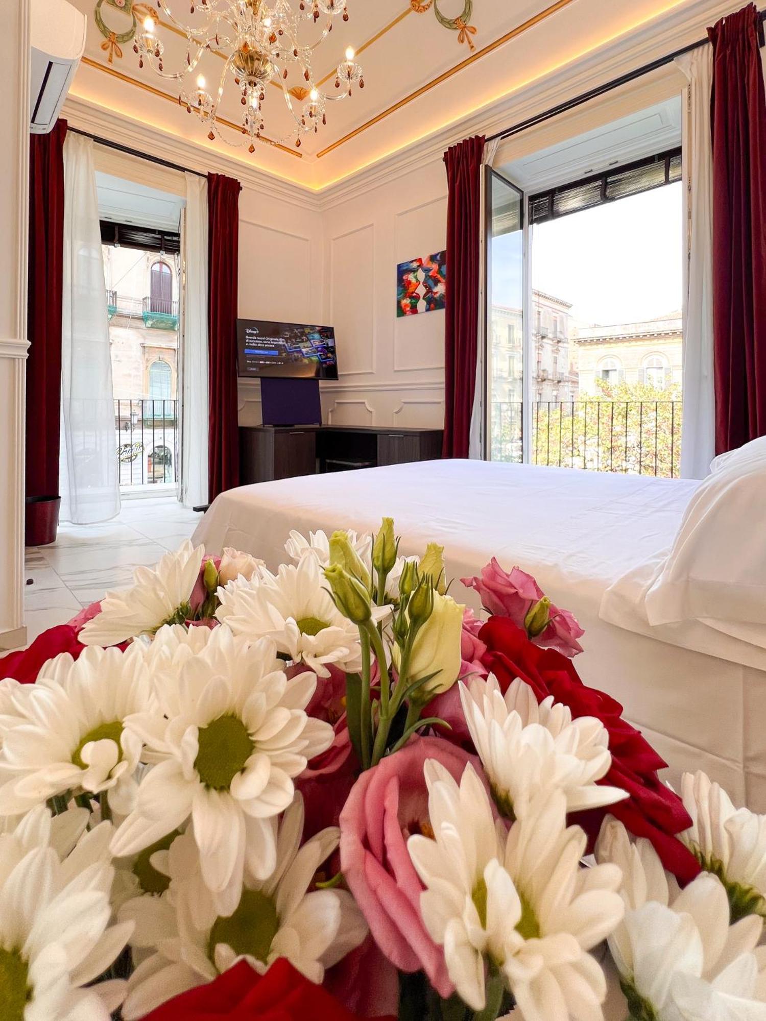 Ricci Palace Suites CTA Exterior foto